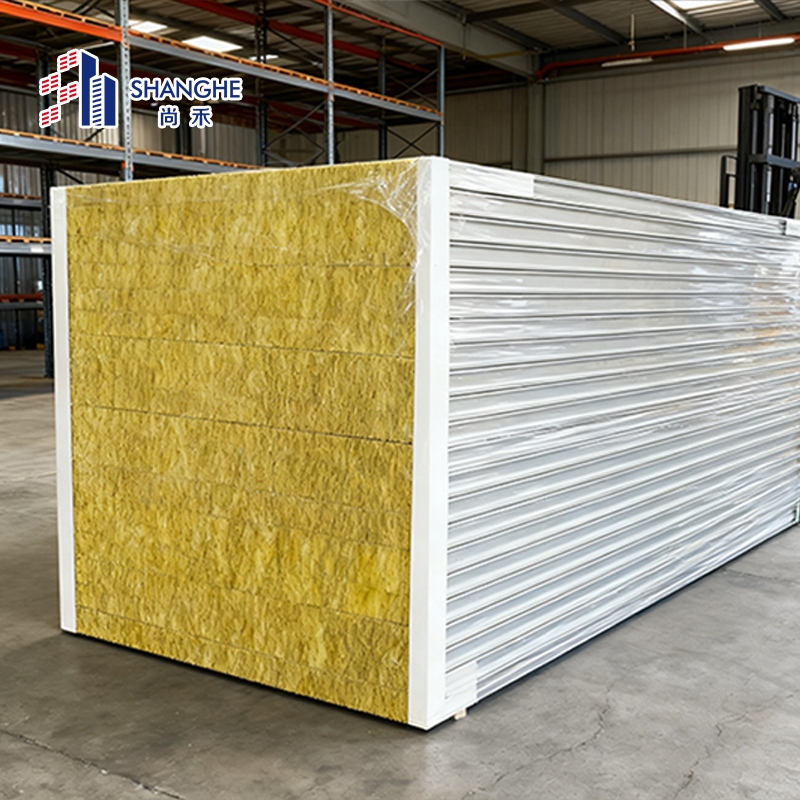 매끄러운 PU 샌드위치 패널