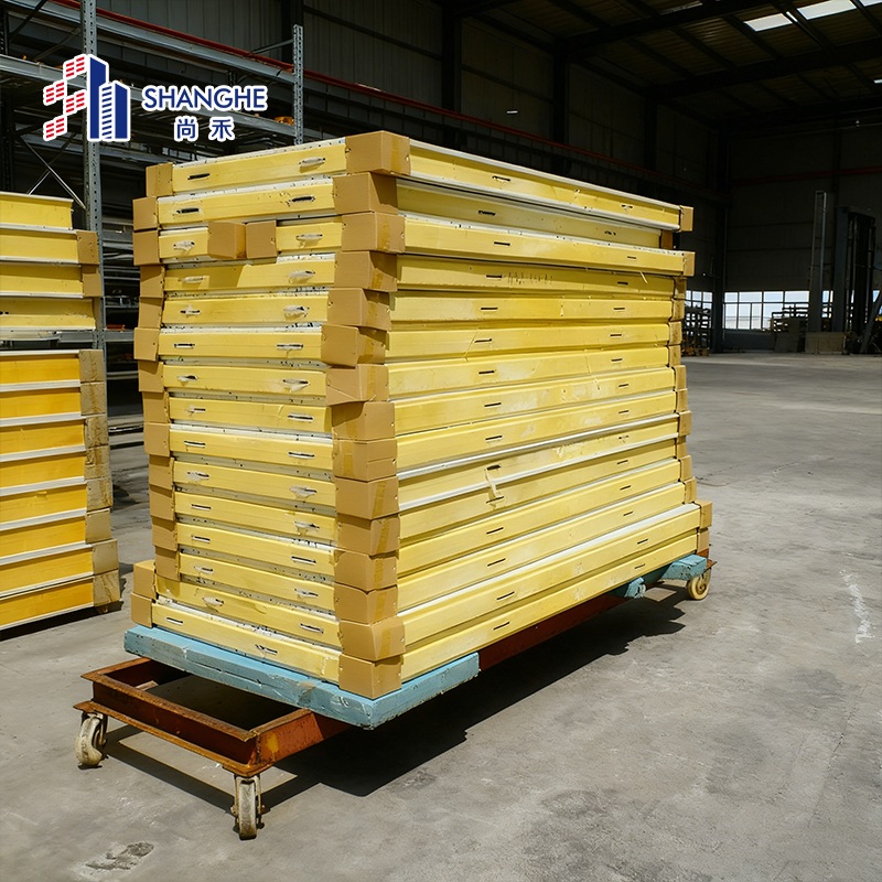 แผ่นผนังแซนด์วิชฉนวนกันความร้อน